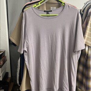 Robert Barakett light lavender tee shirt